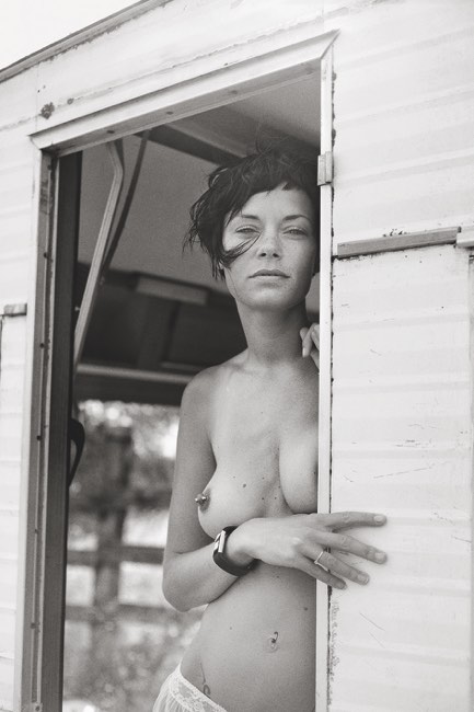 Portrait de femme issue de la série Les Garçonnes du photographe Martial Lenoir